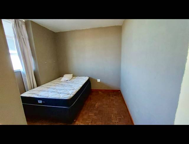 2 BEDROOM APARTMENT FOR SALE IN TOWNSEND ESTATE